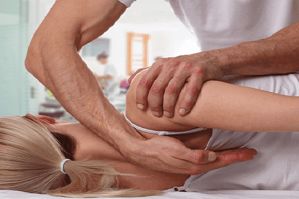 Chiropractor FAQ: What They Do and How They Help