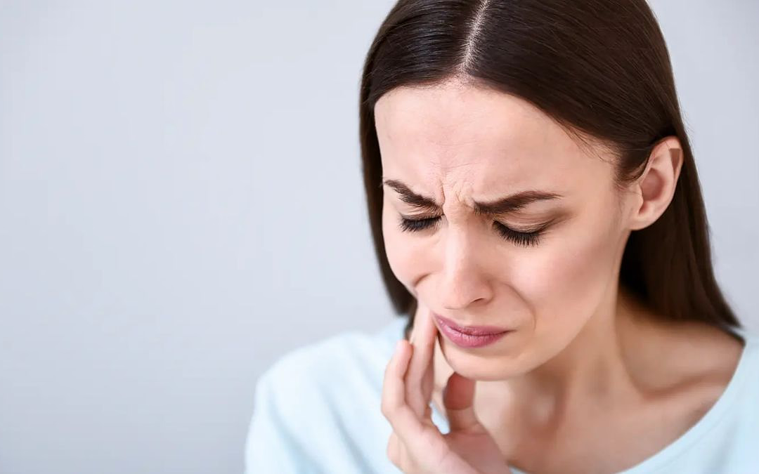 7 Warning Signs of Temporomandibular Joint Disorder